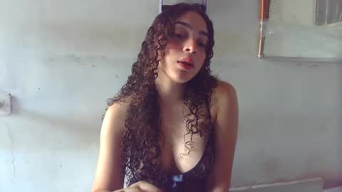 Snapshot of lily_anal_squirt chatting on 03.01.25 lily_anal_squirt online show from 03.01.25