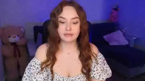 lily_baker_ online show from 04.14.26