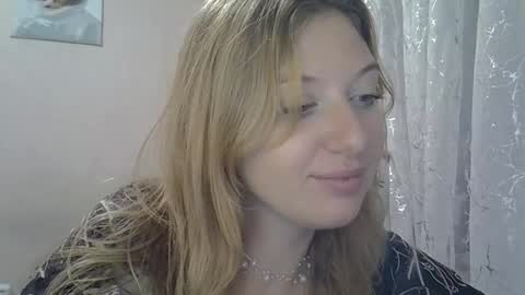 lily_ember online show from 10.05.25