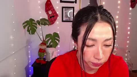 Snapshot of lily_evans_ chatting on 12.28.24 just lily online show from 12.28.24