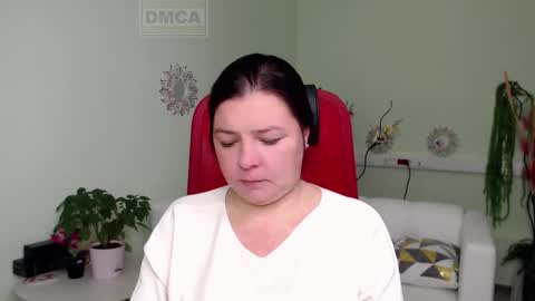 Lily online show from 10.20.25