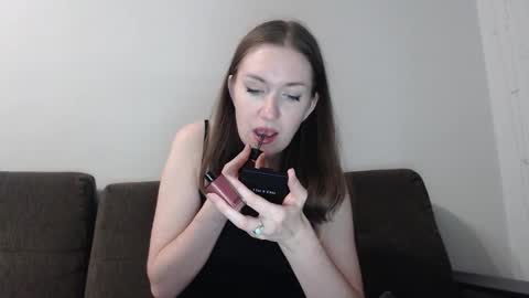 lily_love_x online show from 11.05.25