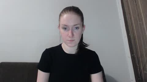 Snapshot of lily_love_x chatting on 03.25.26 lily_love_x online show from 03.25.26