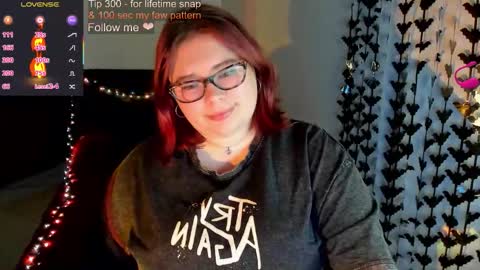 Elina  online show from 10.11.25