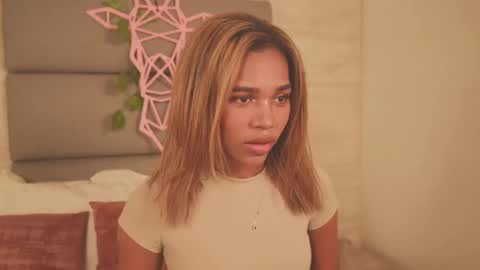 Lily Miiller online show from 12.21.25