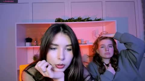 Snapshot of lily_morty chatting on 11.13.25 Lily online show from 11.13.25