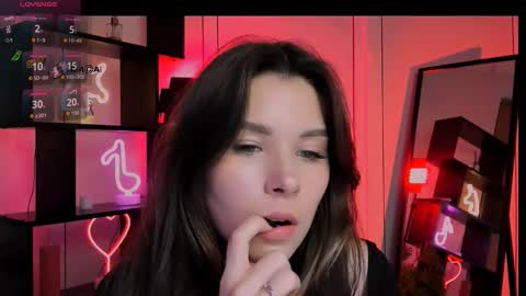 Snapshot of lily_morty chatting on 11.16.25 Lily online show from 11.16.25