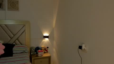 lily_noir_ online show from 04.16.26