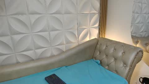 Lily Lauren online show from 03.14.26