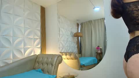 Lily Lauren online show from 03.16.26