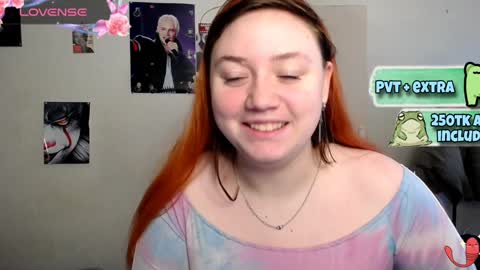 Snapshot of lily_shamy chatting on 01.19.25 Alice online show from 01.19.25