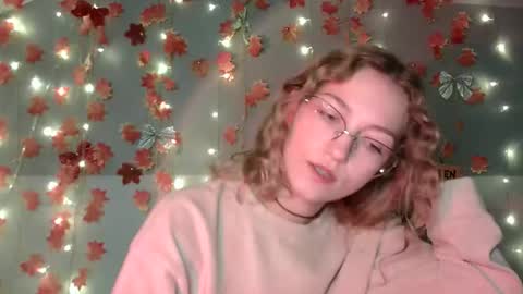 small lily online show from 10.14.25