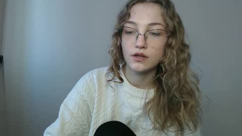small lily online show from 02.28.26