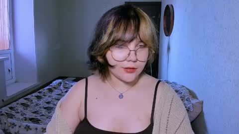 Snapshot of lily_violettt chatting on 04.01.26 Lily online show from 04.01.26
