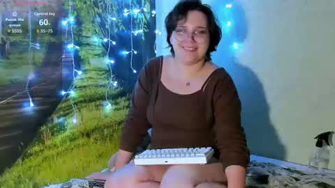 Lily online show from 08.04.26