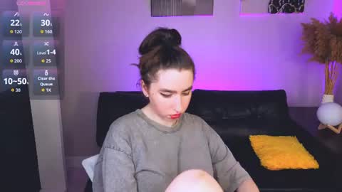 LILY online show from 07.12.26
