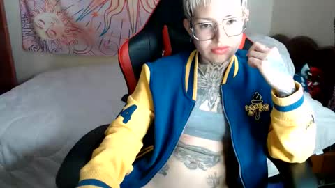 Lily online show from 03.26.26