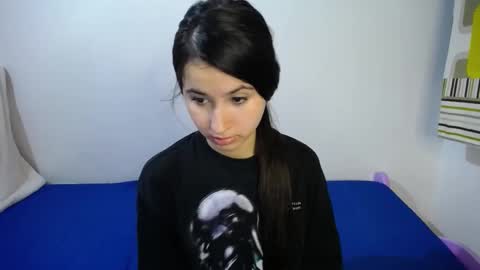 Snapshot of lilybumn chatting on 12.13.25 Lily Dumn online show from 12.13.25