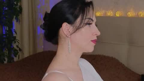 Lily online show from 09.15.25