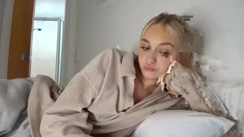 lilyflex online show from 04.13.26