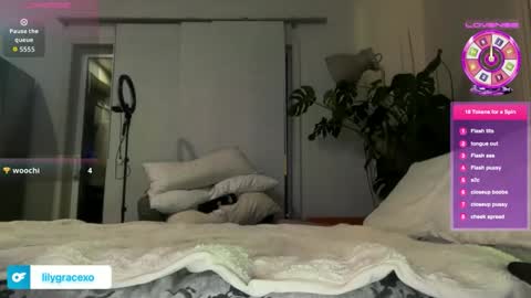 Lily Grace online show from 02.17.26