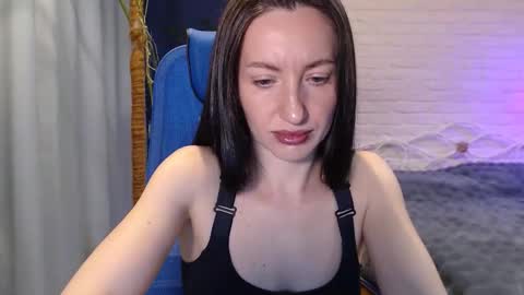 Lily online show from 10.03.25