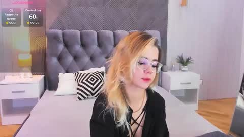 Rose online show from 10.14.25