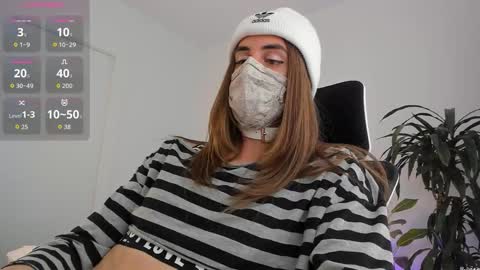 Lily Reina online show from 03.24.26