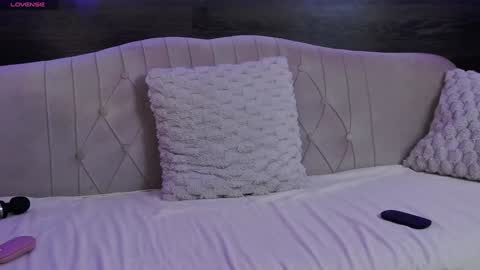      online show from 01.15.25