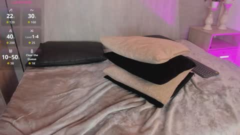   online show from 04.08.26