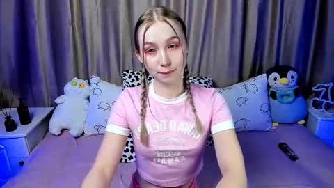 Snapshot of lilystarlight chatting on 02.10.25 Lilian online show from 02.10.25