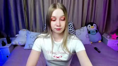 Snapshot of lilystarlight chatting on 02.25.25 Lilian online show from 02.25.25