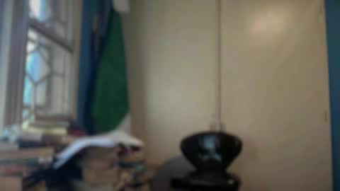 Snapshot of lilythesmooth chatting on 05.14.26 Lilythesmooth online show from 05.14.26