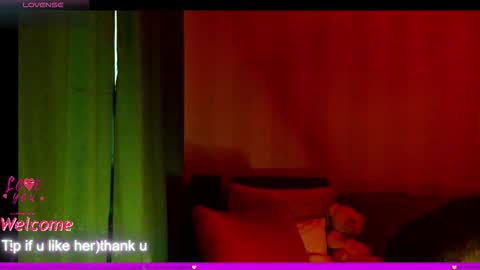 LilyXSky online show from 10.05.25