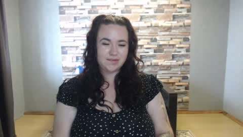 Snapshot of limalagris chatting on 06.28.26 busty princess online show from 06.28.26