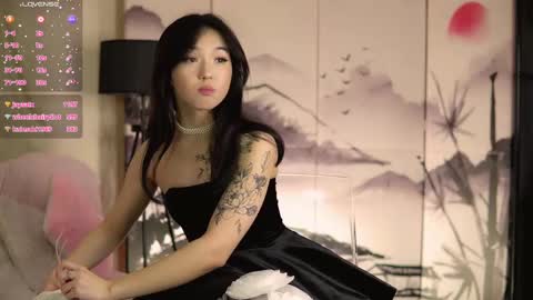 Snapshot of lin_kun chatting on 03.07.25 Lin Use menu to play with me online show from 03.07.25