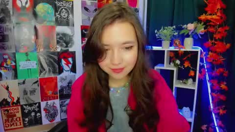 Snapshot of lina_brownie chatting on 12.26.24 Lina online show from 12.26.24
