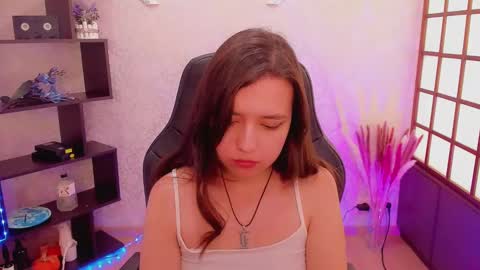 Snapshot of lina_brownie chatting on 12.29.24 Lina online show from 12.29.24