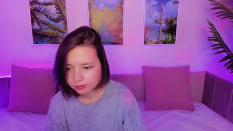 Snapshot of lina_brownie chatting on 01.18.25 Lina online show from 01.18.25