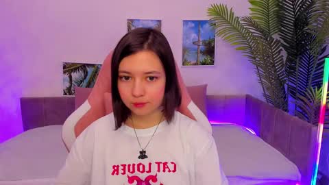 Snapshot of lina_brownie chatting on 02.19.25 Lina online show from 02.19.25
