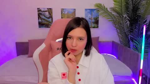 Snapshot of lina_brownie chatting on 02.23.25 Lina online show from 02.23.25