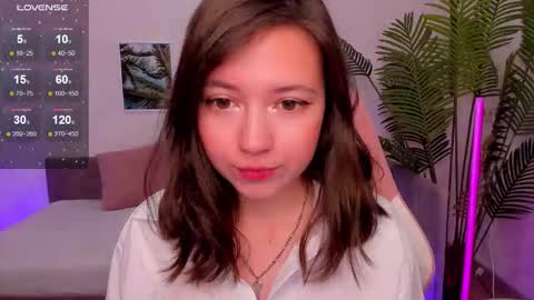 Snapshot of lina_brownie chatting on 09.09.25 Lina online show from 09.09.25