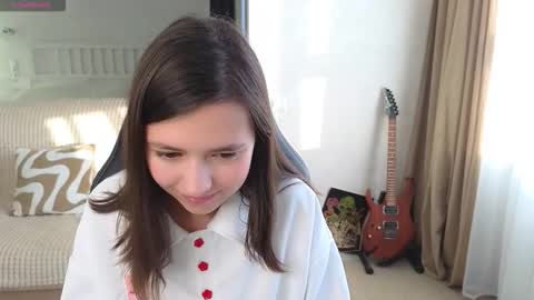 Snapshot of lina_brownie chatting on 09.30.25 Lina online show from 09.30.25