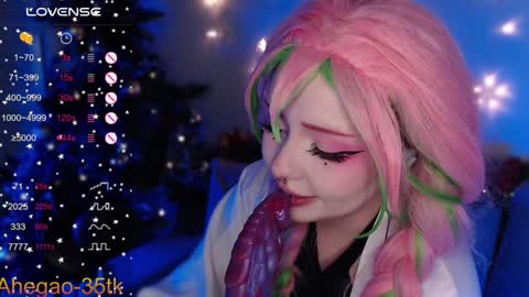 Hey im Lina Ur cosplay waifu  online show from 12.18.24