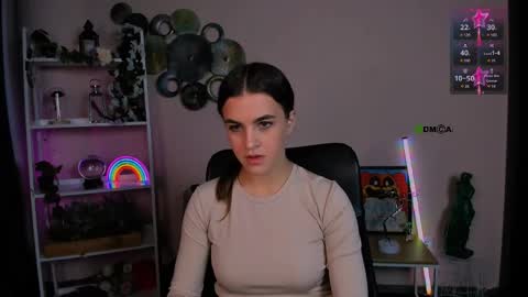 lina_fox12 online show from 04.10.26