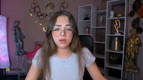 Snapshot of lina_fox12 chatting on 05.14.26 lina_fox12 online show from 05.14.26
