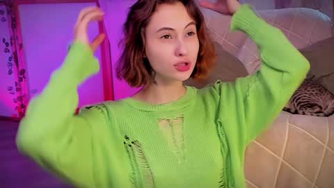 Snapshot of lina_n_kitty chatting on 01.16.25 Lina - online show from 01.16.25