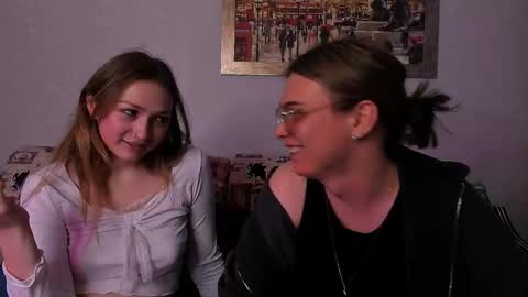 lina_nik online show from 10.17.25