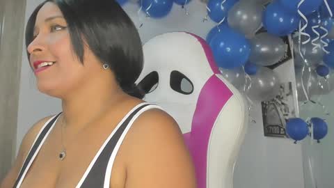 LINA SANCHEZ online show from 01.21.25