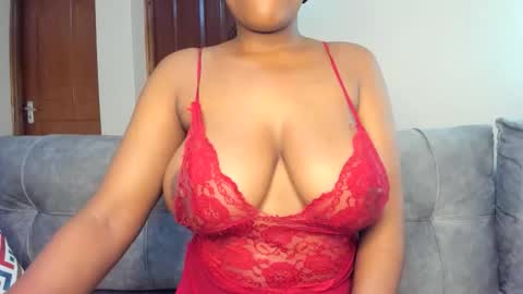 lina sexy58 online show from 12.17.25